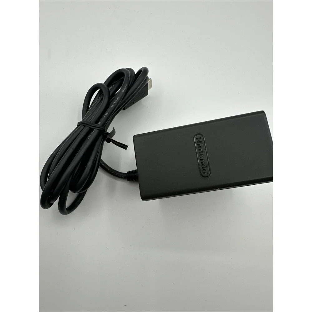 Nintendo AC Adapter for Nintendo Switch USB Type-C 120-volt HACAADHGA